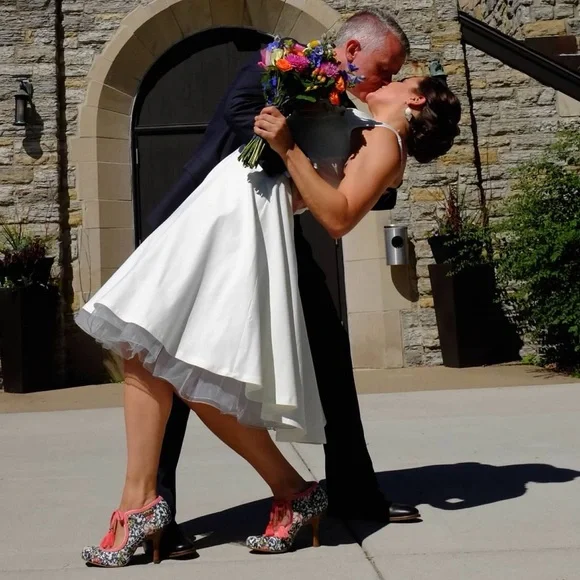 Floral Patterned Heels with Pink Accents - Picture 9 of 9